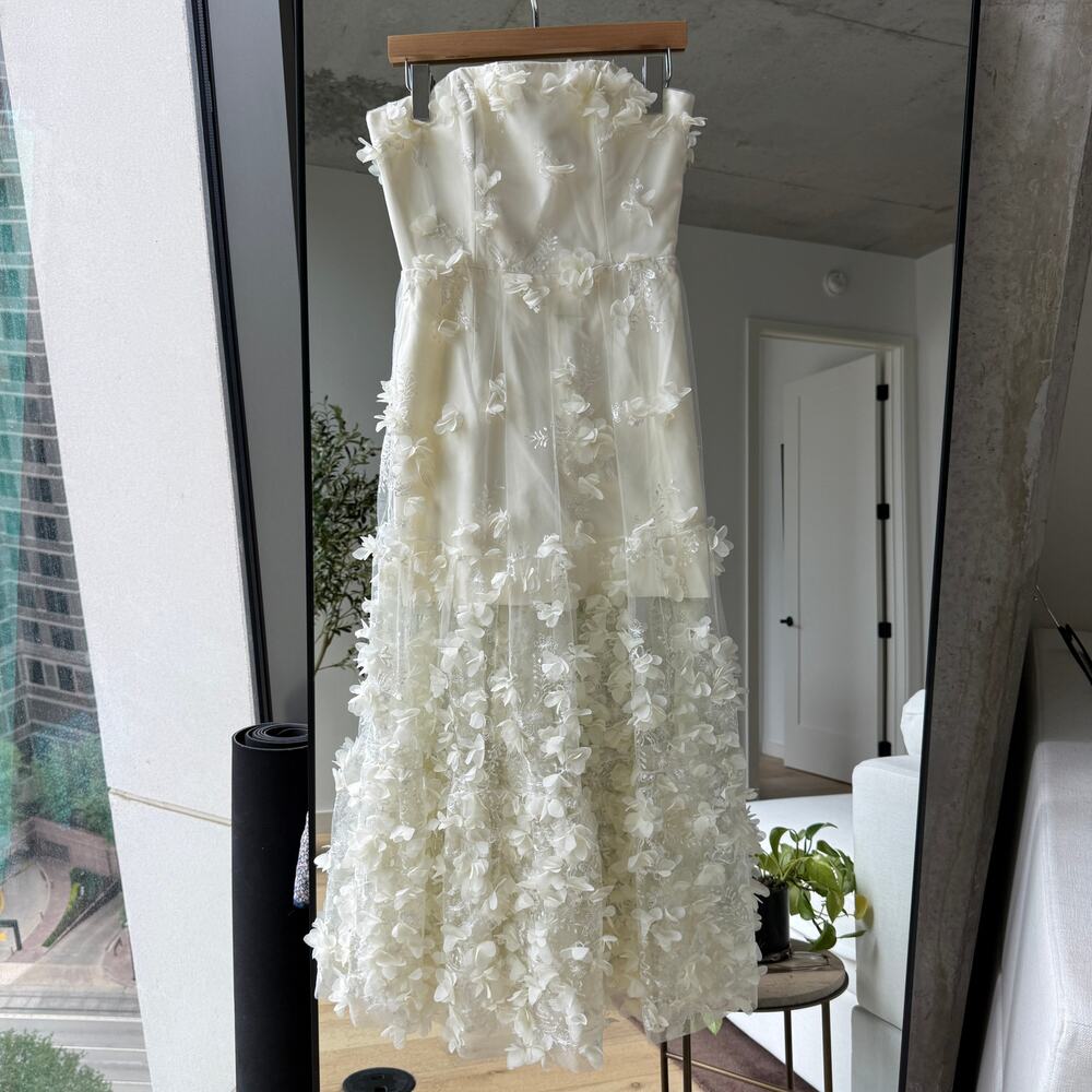 Helsi Audrey Bridal Dress - Picture 2 of 5
